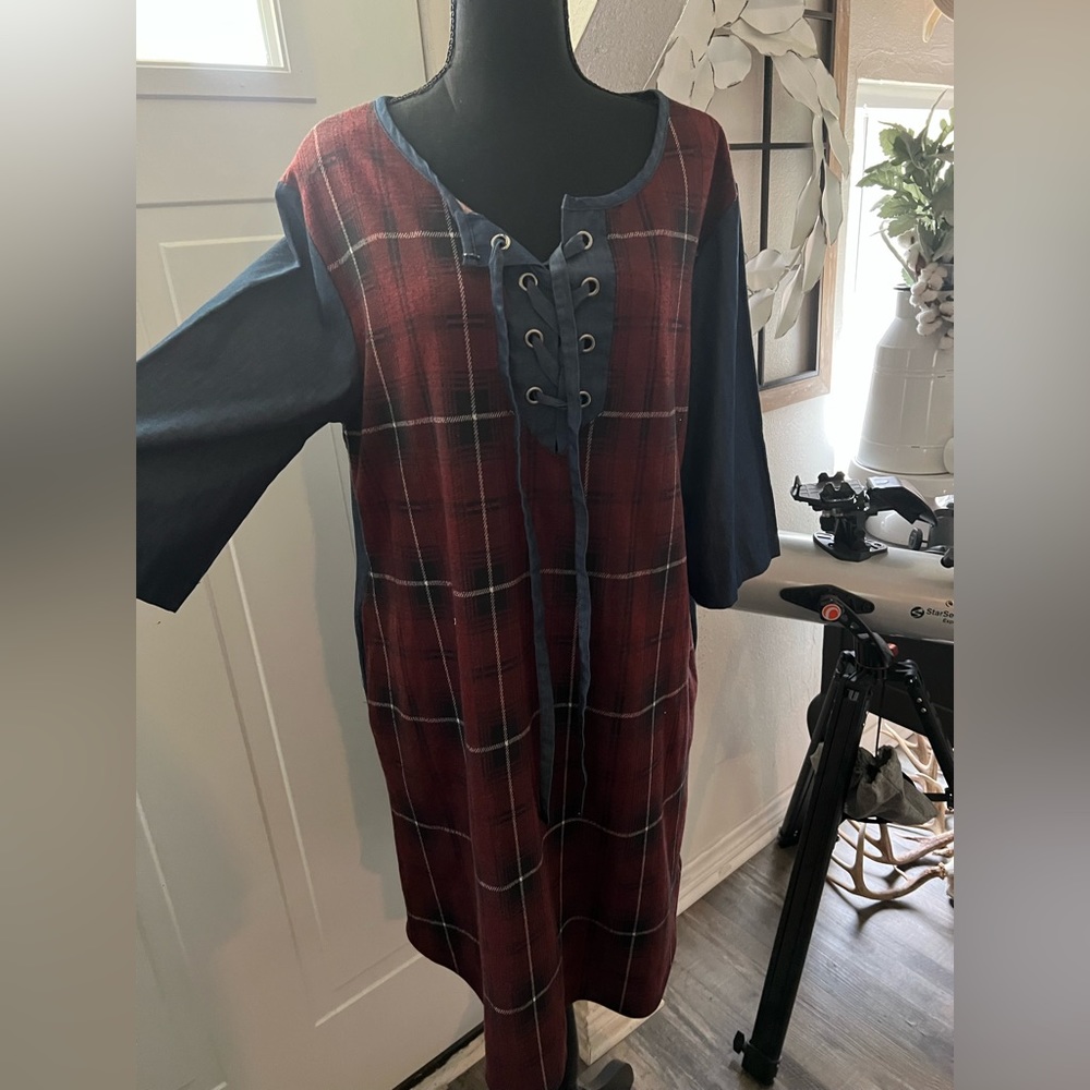 Denim look knee length dress in size large that can easily fit extra large